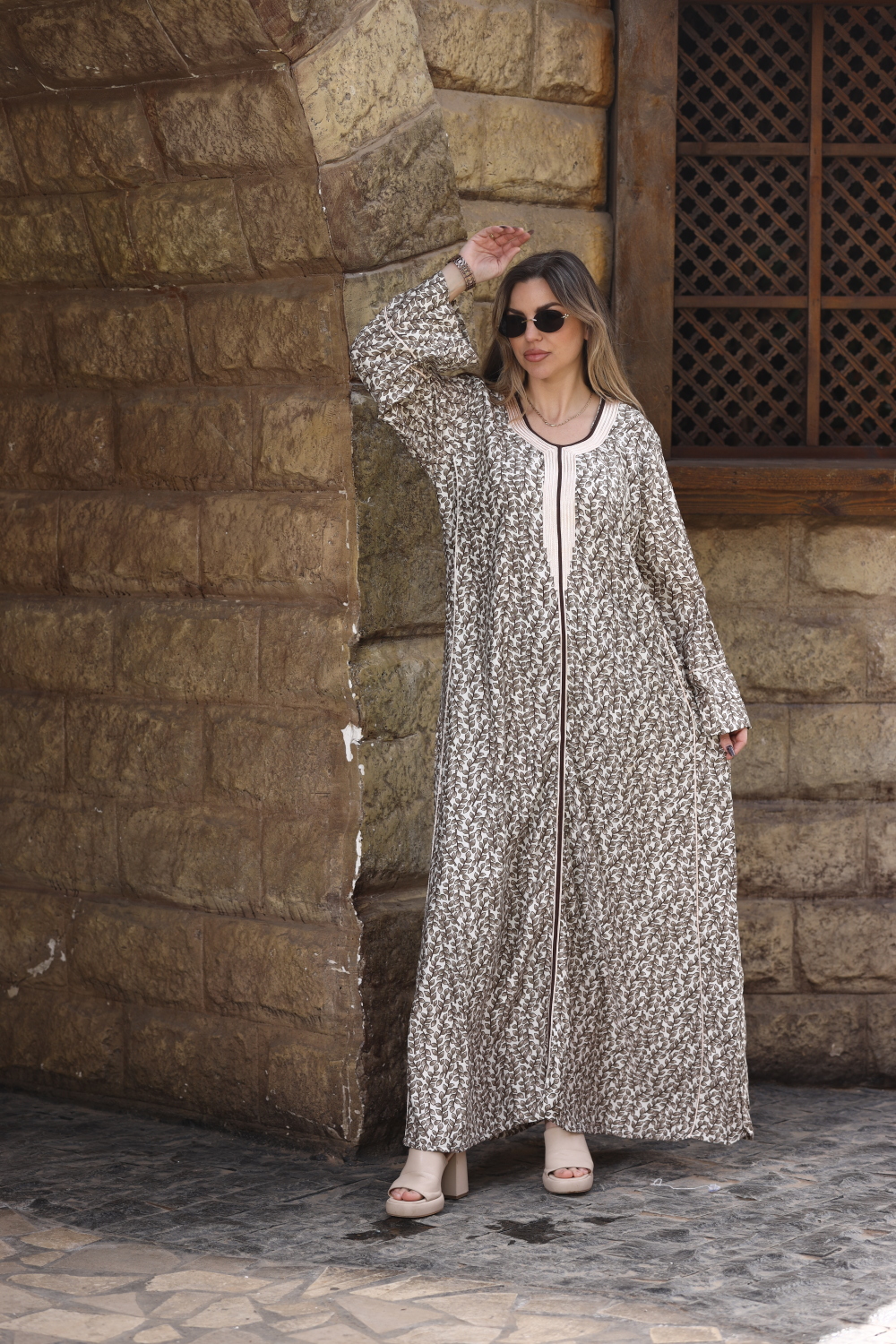 H31 جلابية من القطن المصري وبتطريز من القيطان الحريري