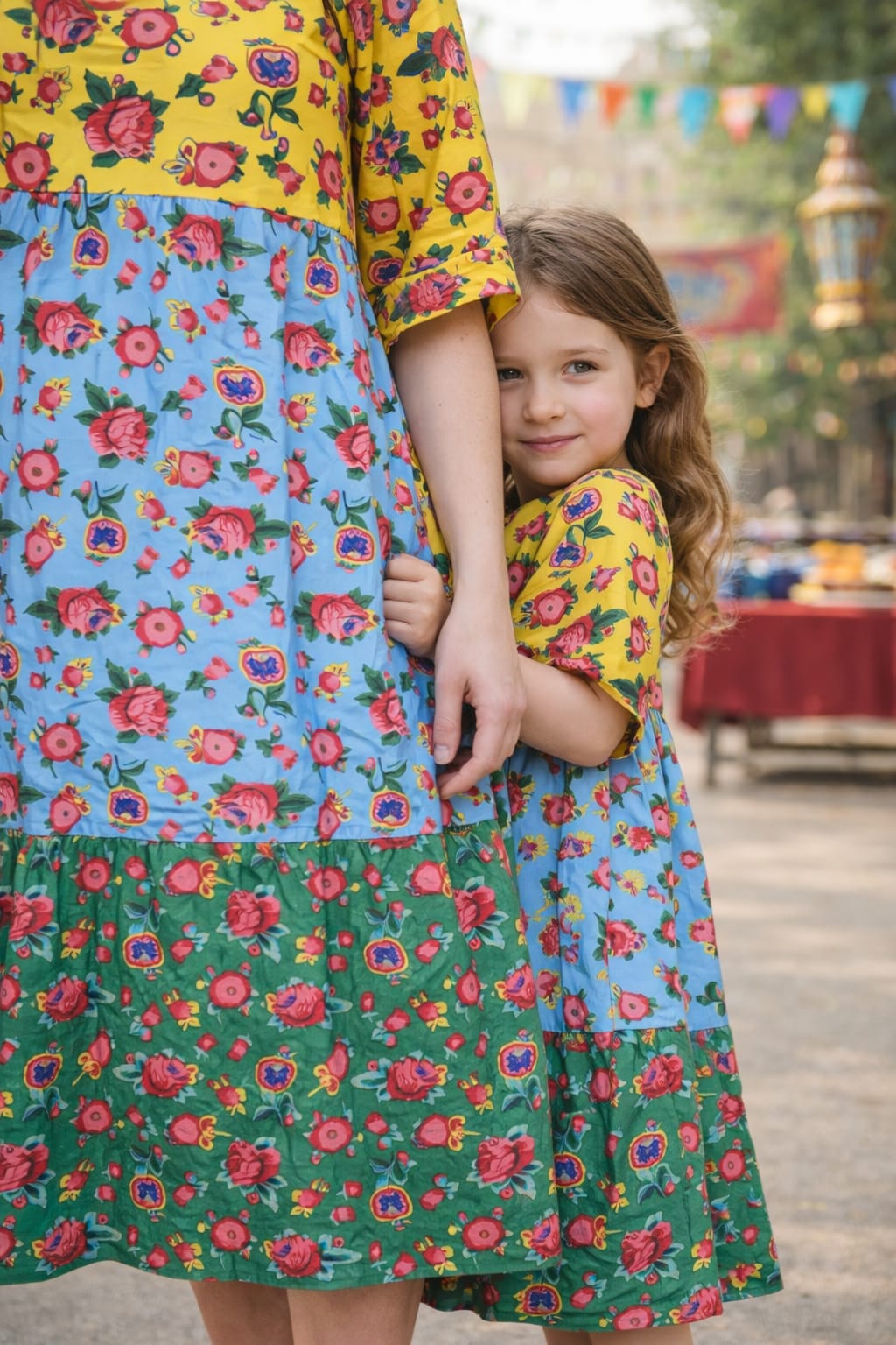 H50 جلابيات شانيل فراوله للبنت والام